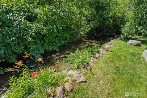 1571 Mission Creek Road Cashmere WA 98815