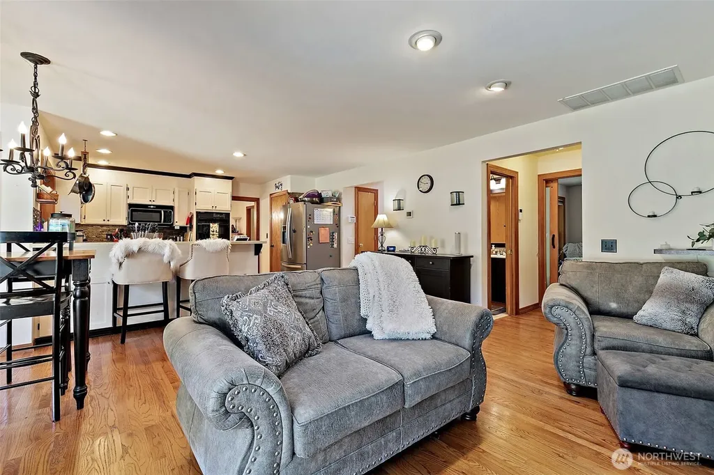 15711 28th Avenue NW Gig Harbor WA 98322