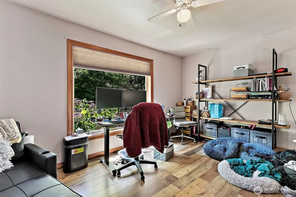 15711 28th Avenue NW Gig Harbor WA 98322