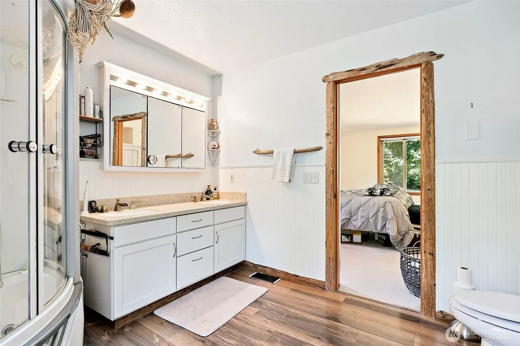 15711 28th Avenue NW Gig Harbor WA 98322