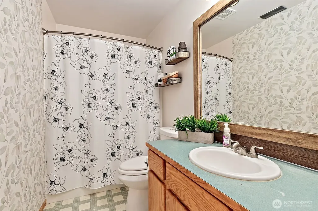15711 28th Avenue NW Gig Harbor WA 98322