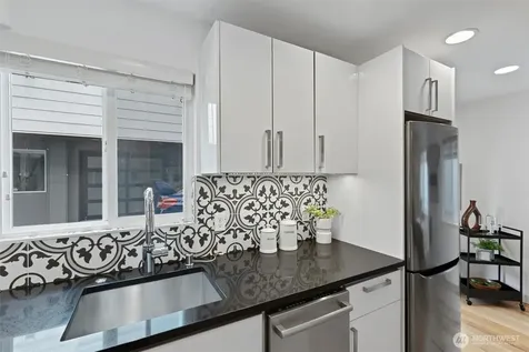 7009 Alonzo Avenue NW Seattle WA 98117