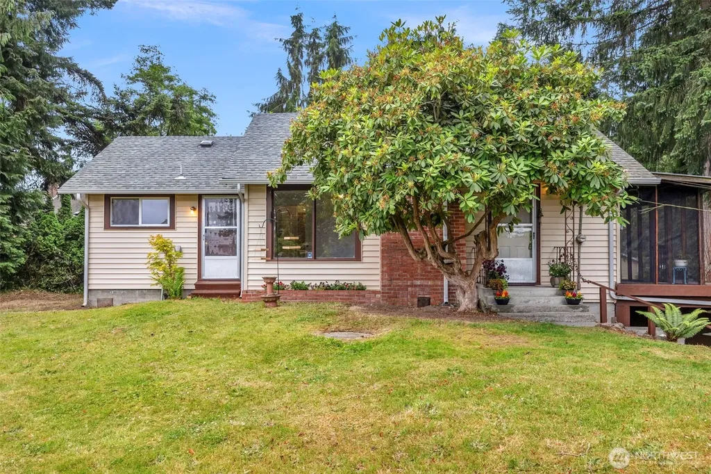 4315 Thomson Avenue Everett WA 98203