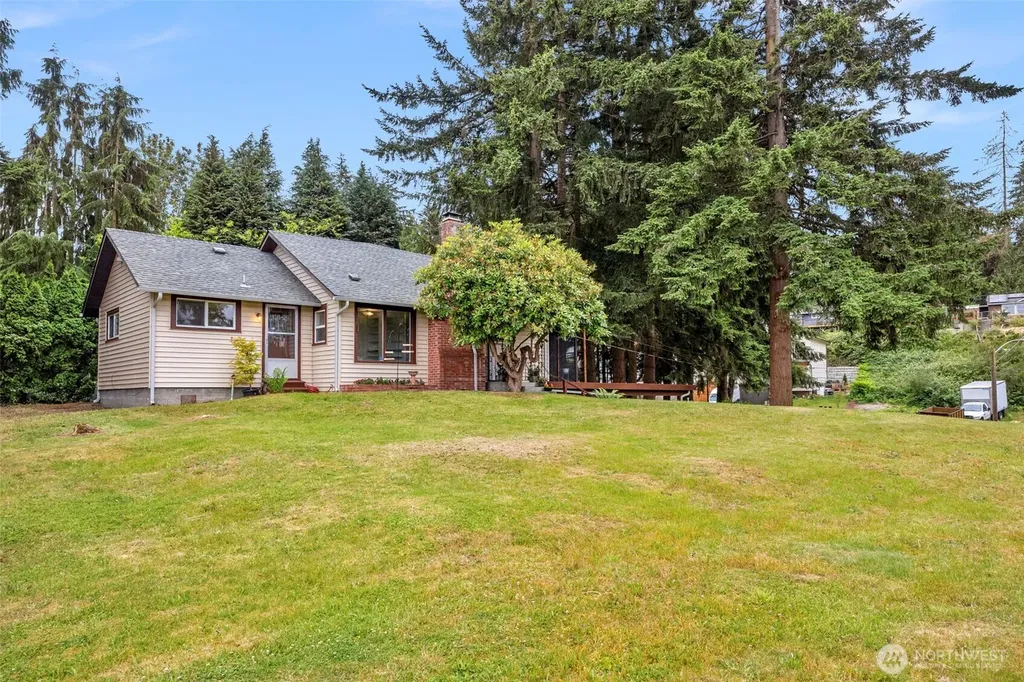 4315 Thomson Avenue Everett WA 98203