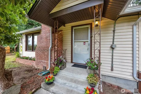 4315 Thomson Avenue Everett WA 98203