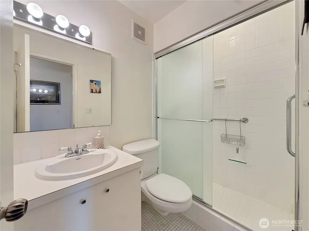 521 5th Avenue W Seattle WA 98119