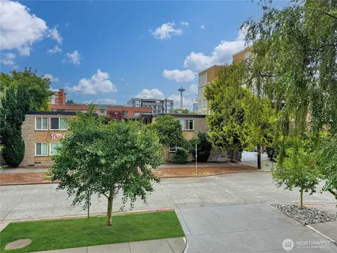 521 5th Avenue W Seattle WA 98119
