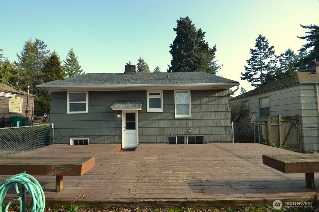 11307 15th Avenue NE Seattle WA 98125