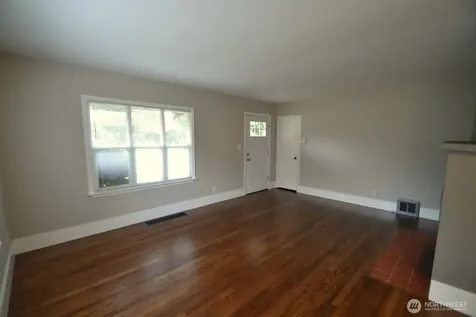 11307 15th Avenue NE Seattle WA 98125