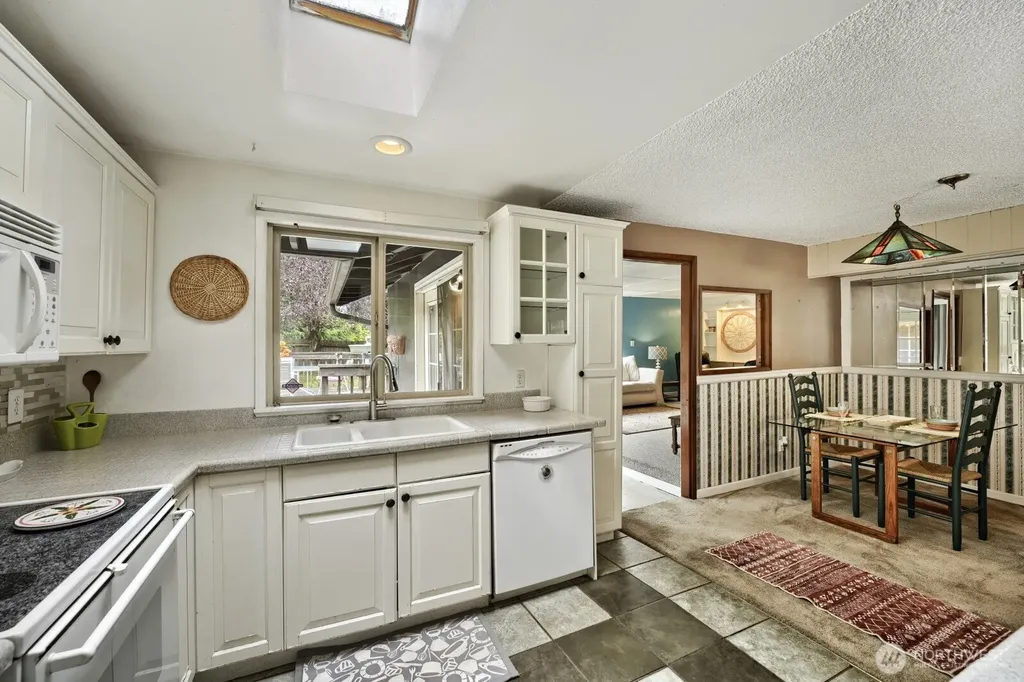 606 SW 302nd Street Federal Way WA 98023