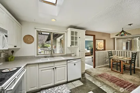 606 SW 302nd Street Federal Way WA 98023