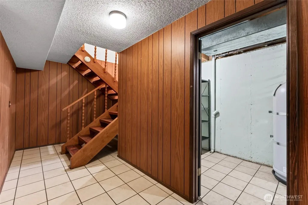 10511 Moller Drive NW Gig Harbor WA 98332