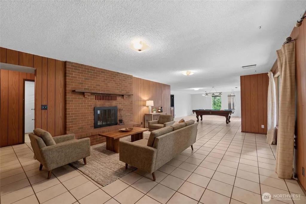 10511 Moller Drive NW Gig Harbor WA 98332