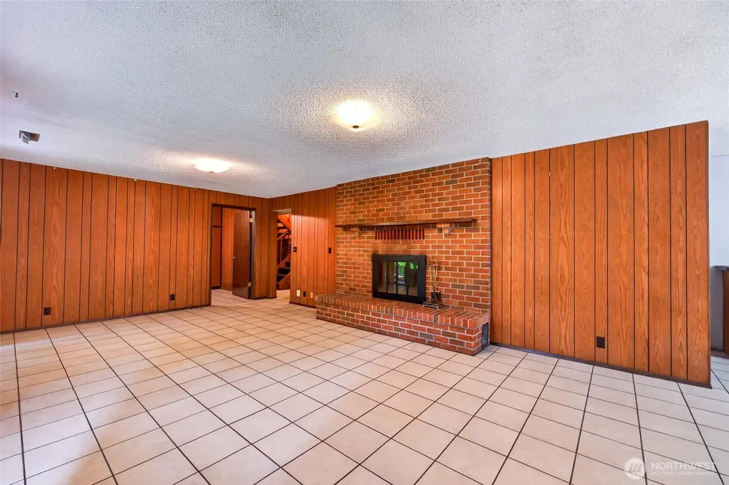 10511 Moller Drive NW Gig Harbor WA 98332