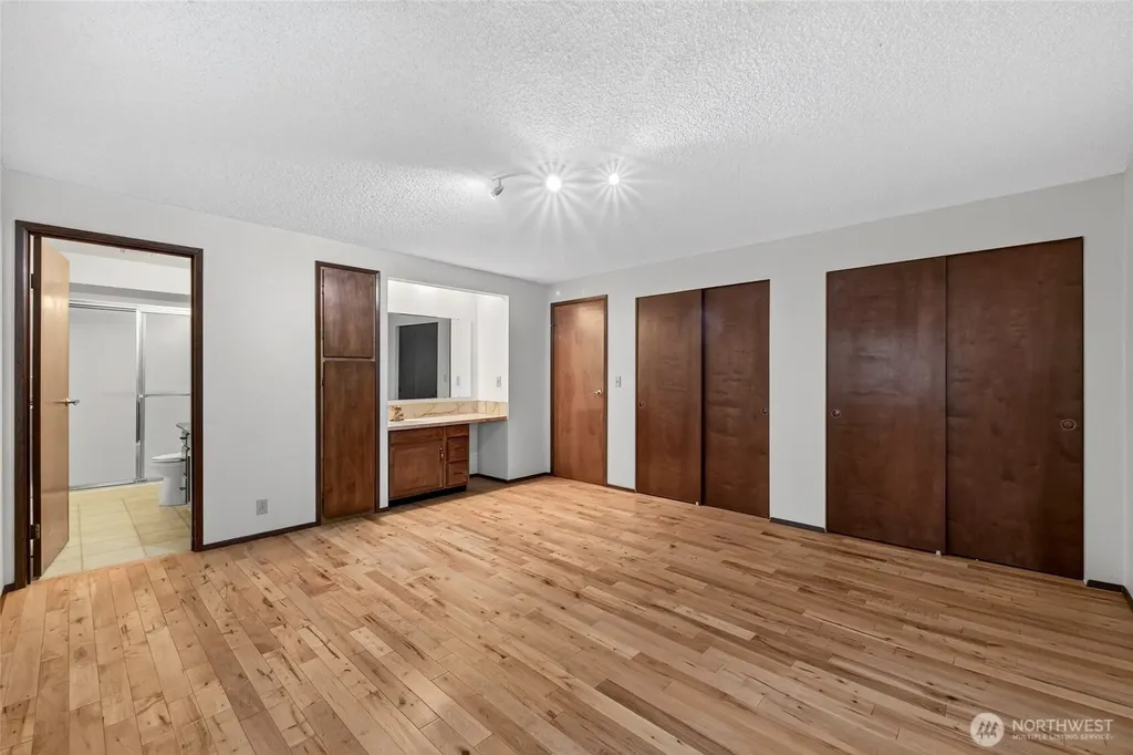 10511 Moller Drive NW Gig Harbor WA 98332