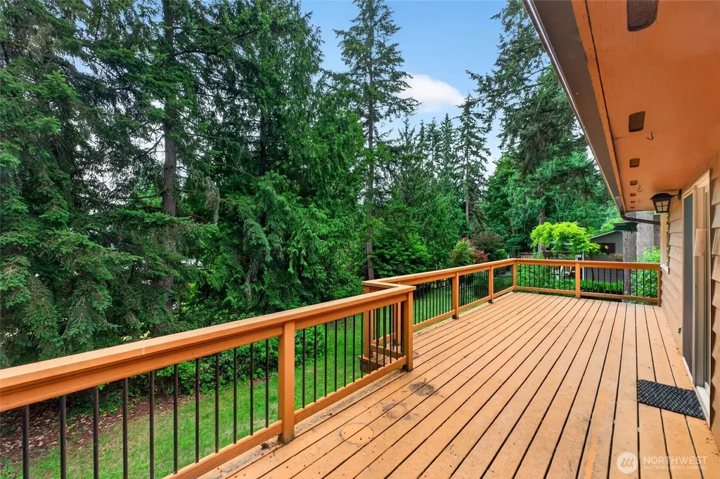 10511 Moller Drive NW Gig Harbor WA 98332