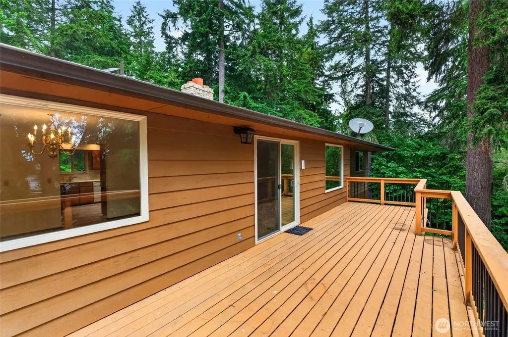 10511 Moller Drive NW Gig Harbor WA 98332