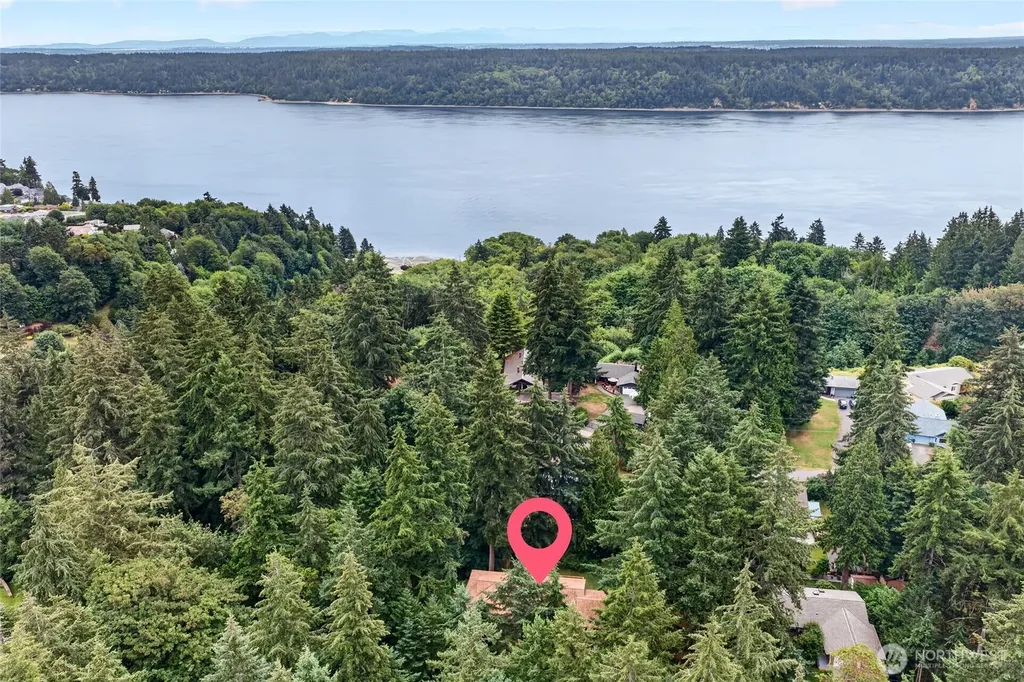 10511 Moller Drive NW Gig Harbor WA 98332