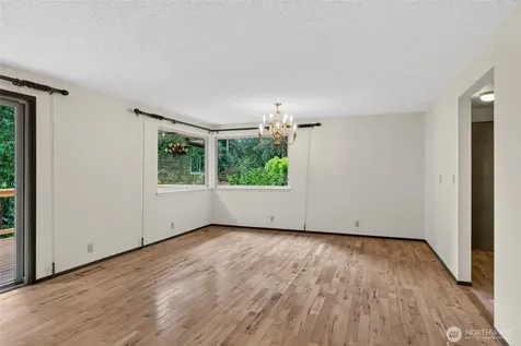10511 Moller Drive NW Gig Harbor WA 98332