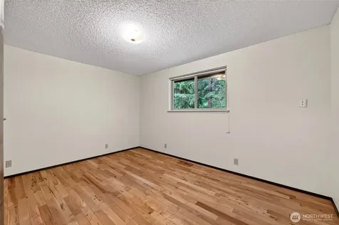 10511 Moller Drive NW Gig Harbor WA 98332