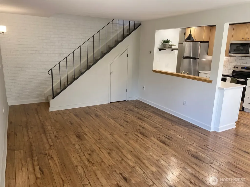 100 Simon Street East Wenatchee WA 98802