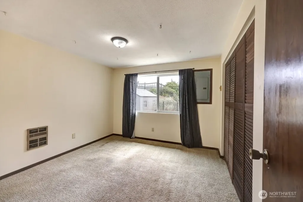 33612 I Street Ocean Park WA 98640