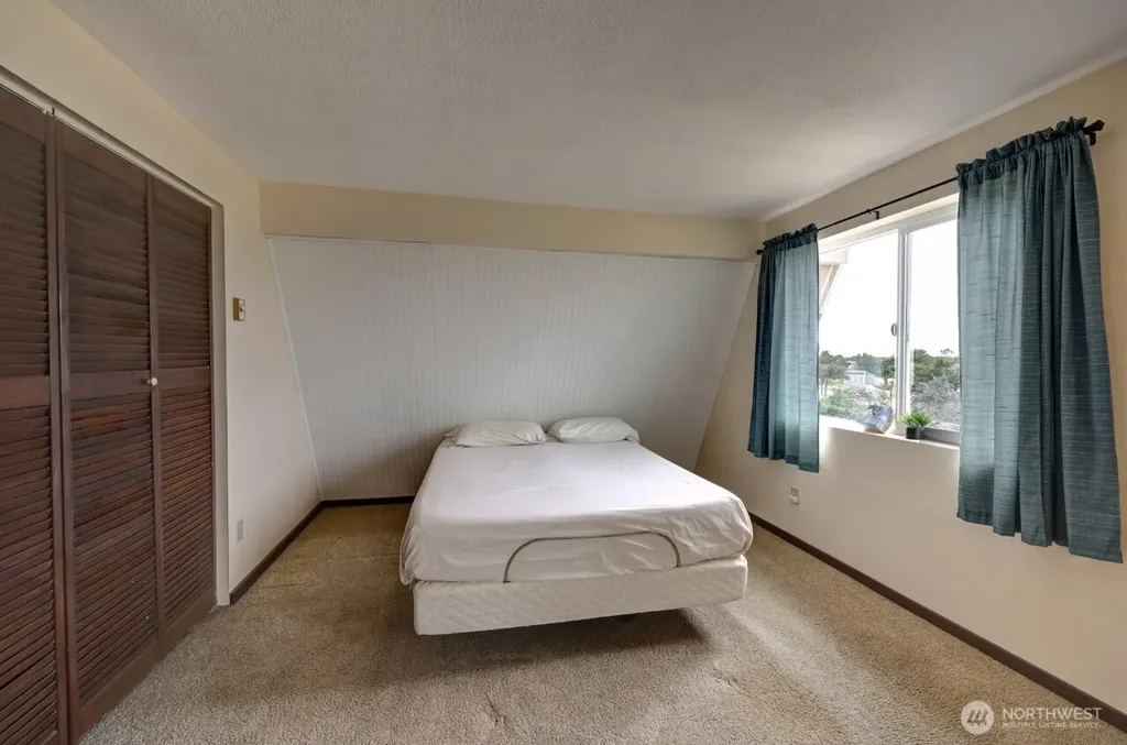 33612 I Street Ocean Park WA 98640