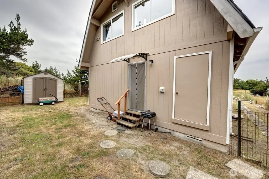 33612 I Street Ocean Park WA 98640