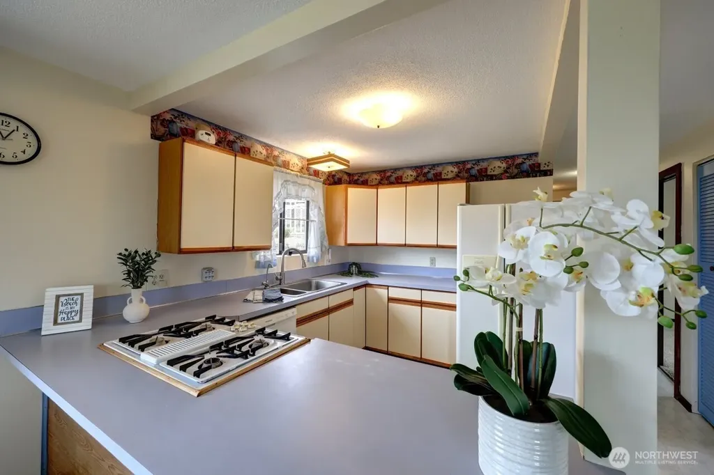 33612 I Street Ocean Park WA 98640