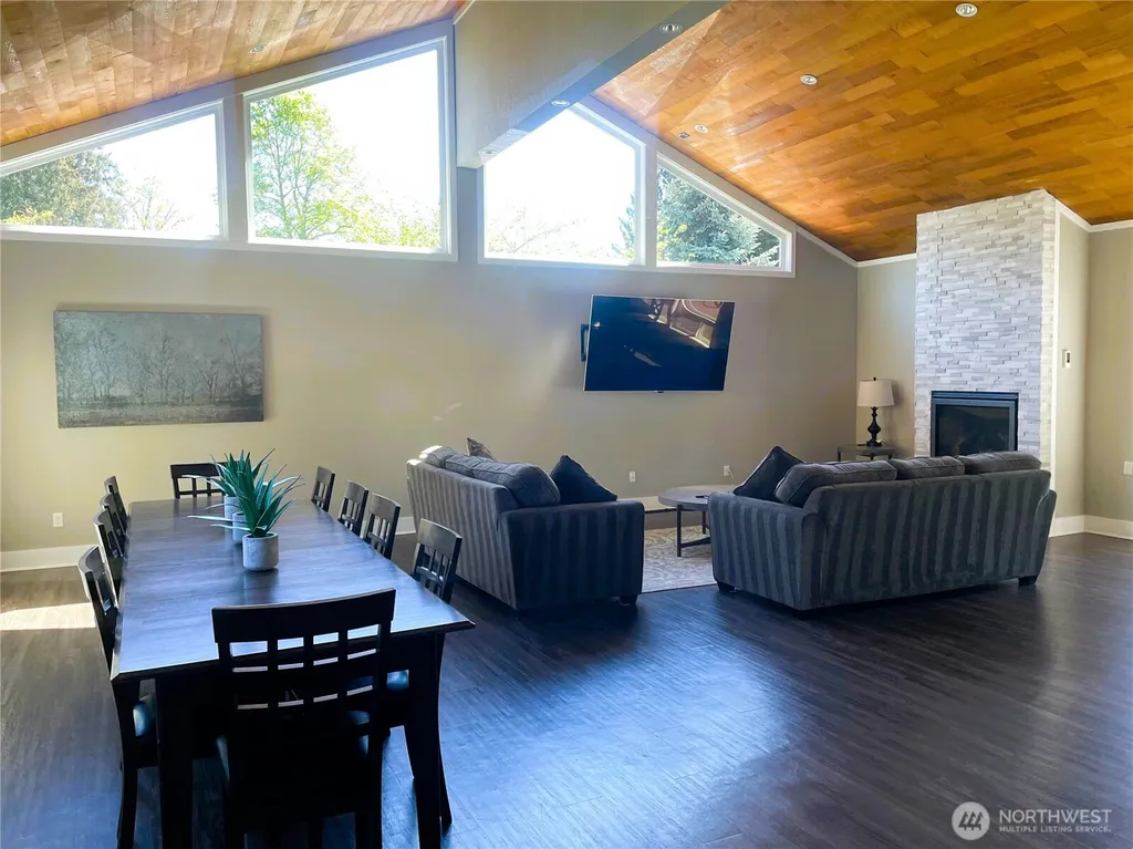 1101 Bellefield Park Lane Bellevue WA 98004