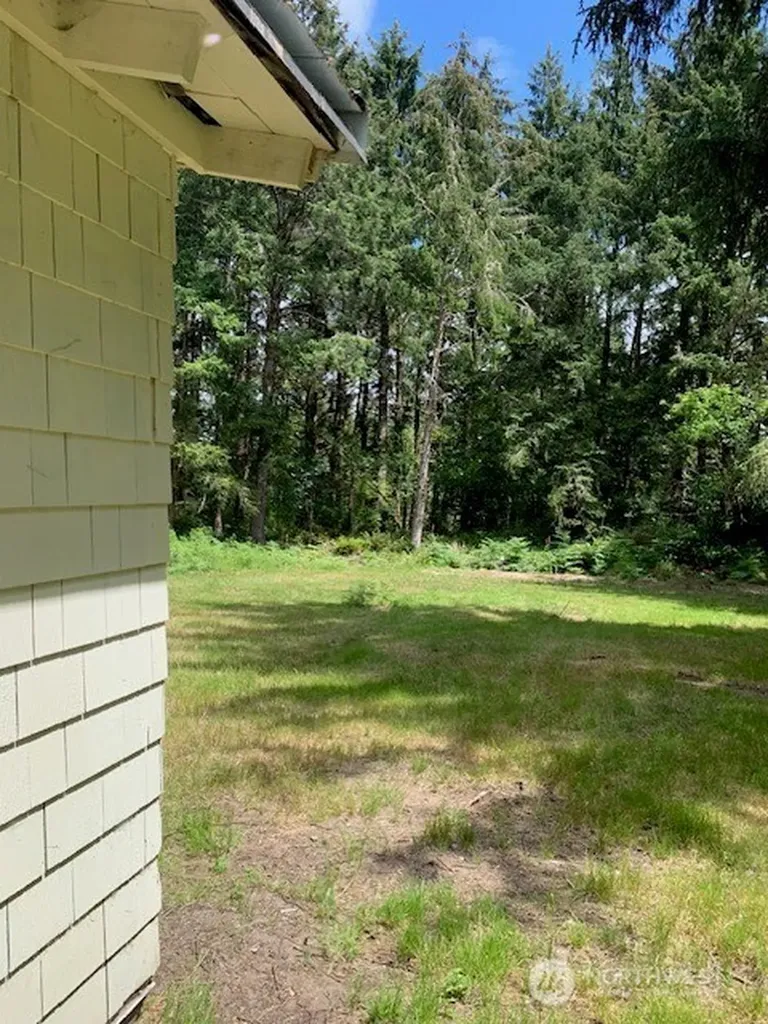 35208 Stackpole Road Ocean Park WA 98640