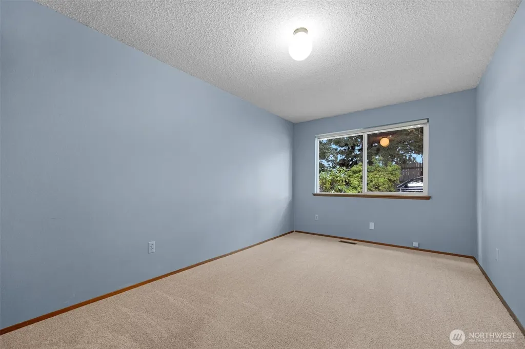9912 S 200th Street Kent WA 98031