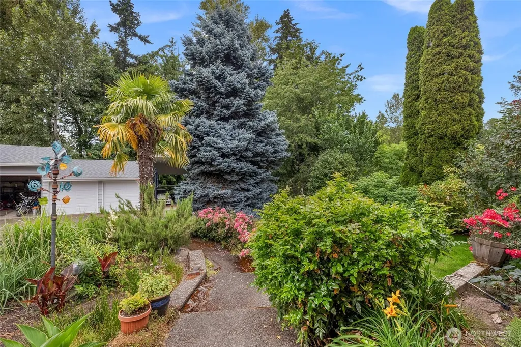 9912 S 200th Street Kent WA 98031