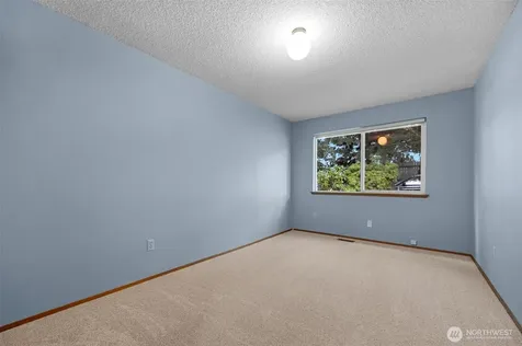 9912 S 200th Street Kent WA 98031