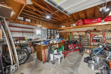 9912 S 200th Street Kent WA 98031