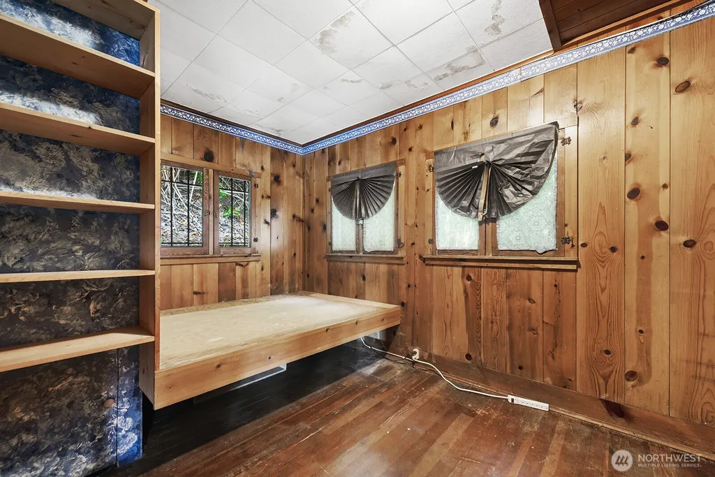 9820 SW Bunker Trail Vashon WA 98070