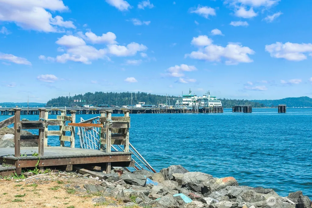 9820 SW Bunker Trail Vashon WA 98070