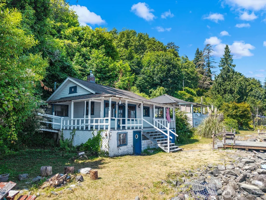 9820 SW Bunker Trail Vashon WA 98070