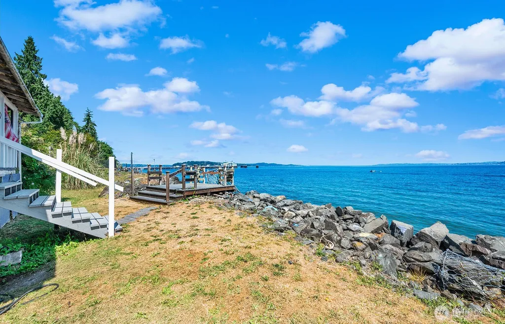 9820 SW Bunker Trail Vashon WA 98070