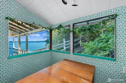 9820 SW Bunker Trail Vashon WA 98070