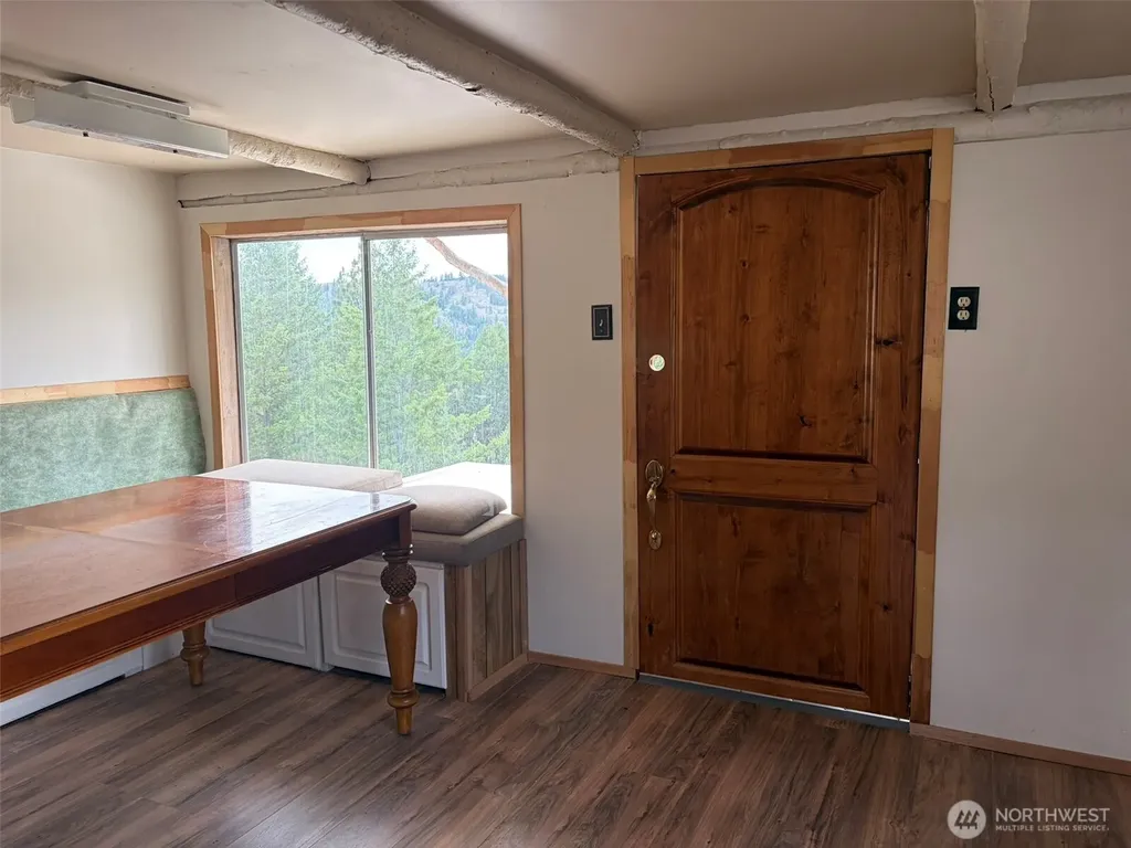 184 N Lambert Lane Republic WA 99166