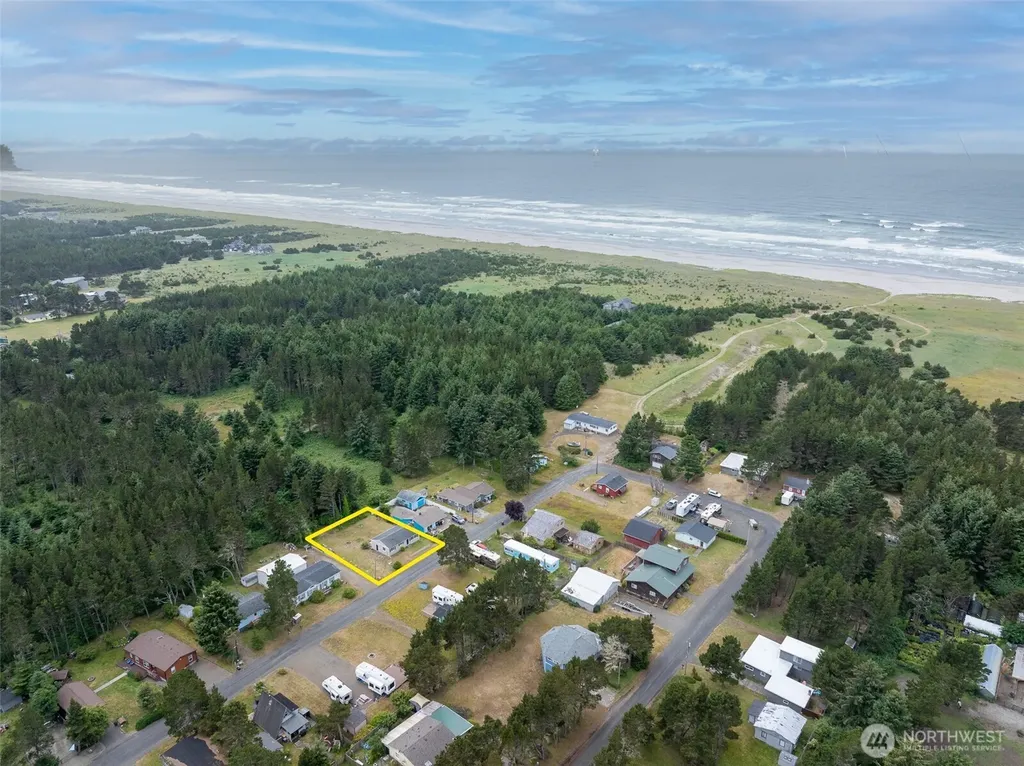 1412 170 Place Long Beach WA 98631