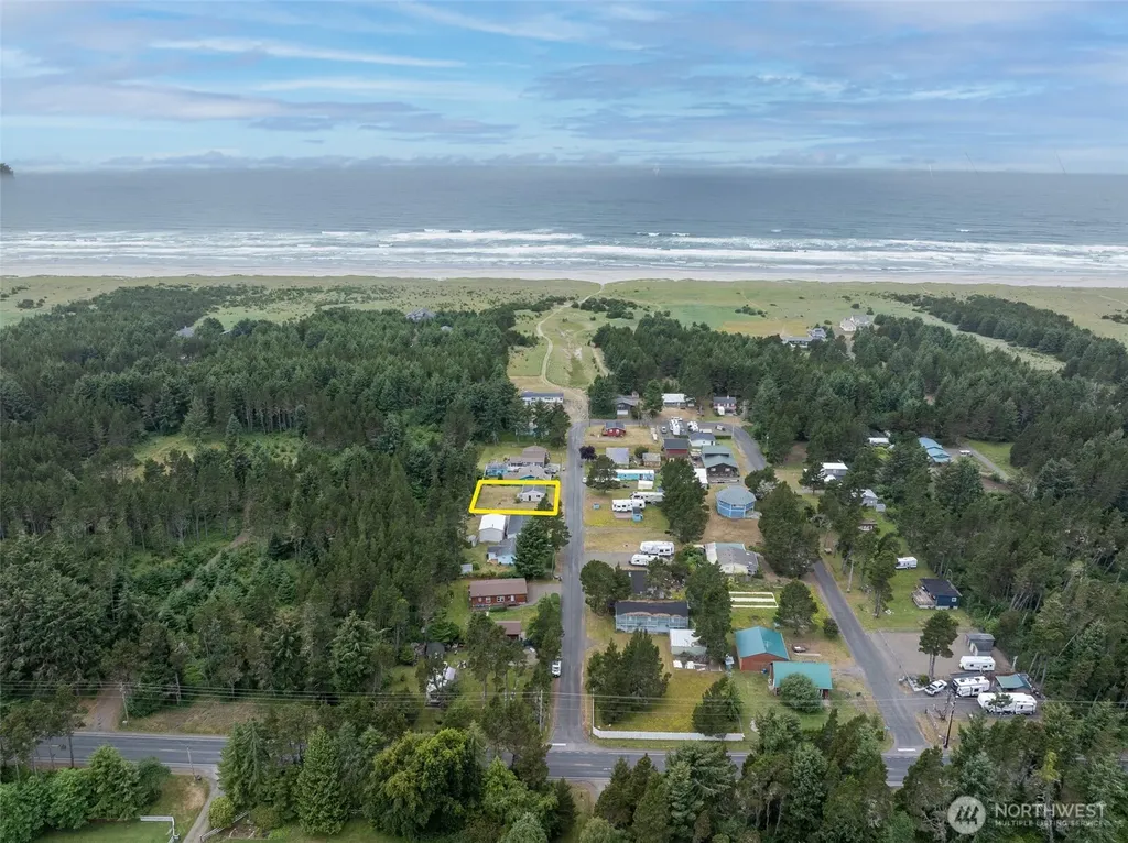 1412 170 Place Long Beach WA 98631