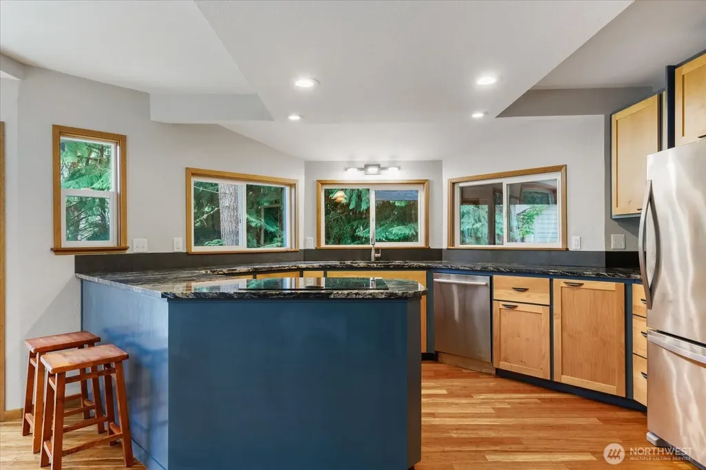1099 Worthy Place Greenbank WA 98253
