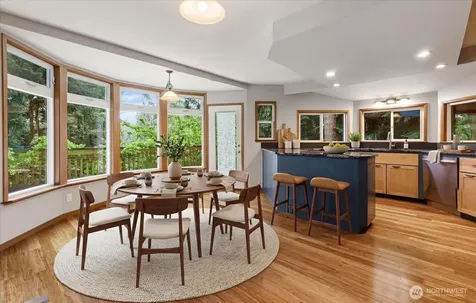 1099 Worthy Place Greenbank WA 98253