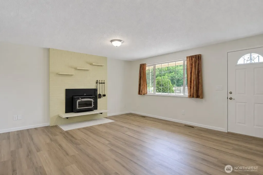 2401 S 62nd Street Tacoma WA 98409