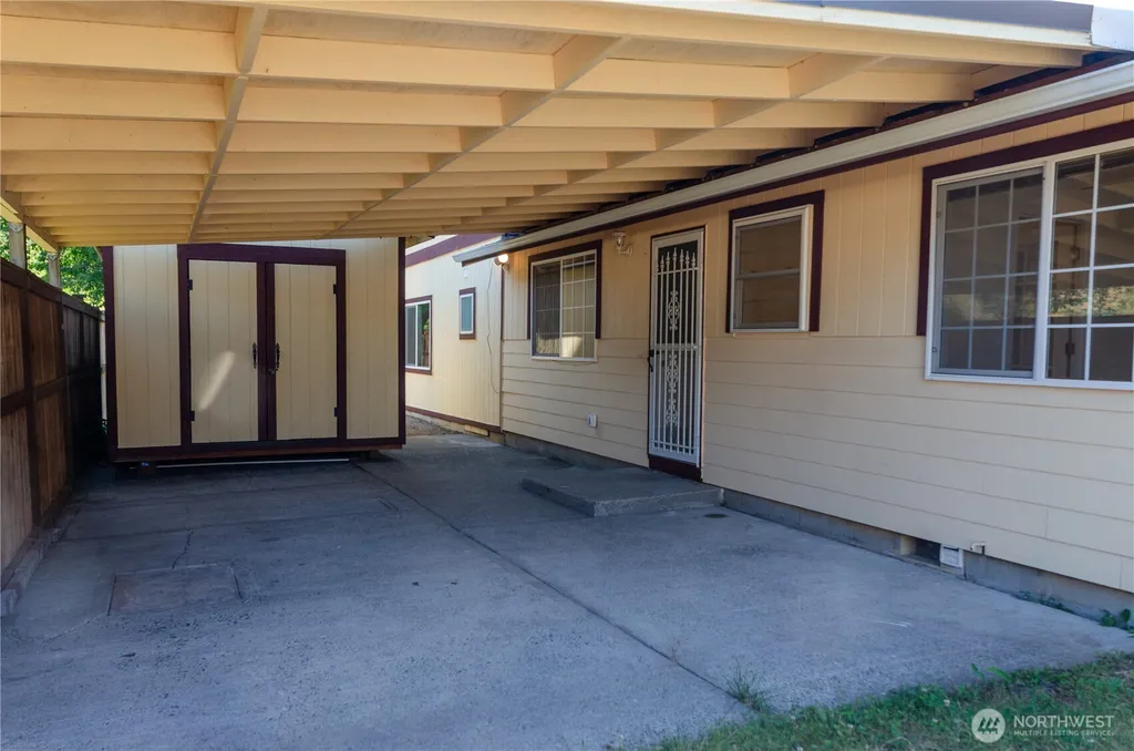 2401 S 62nd Street Tacoma WA 98409