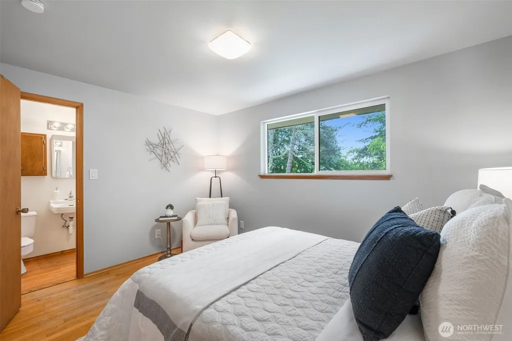 2115 N 178th Street Shoreline WA 98133