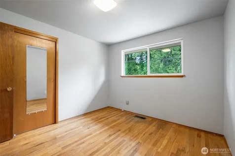 2115 N 178th Street Shoreline WA 98133