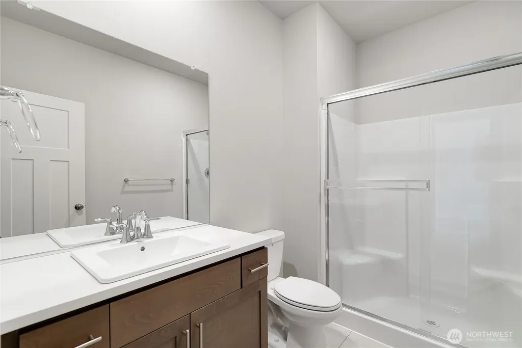 16811 NE 38th Avenue Vancouver WA 98686